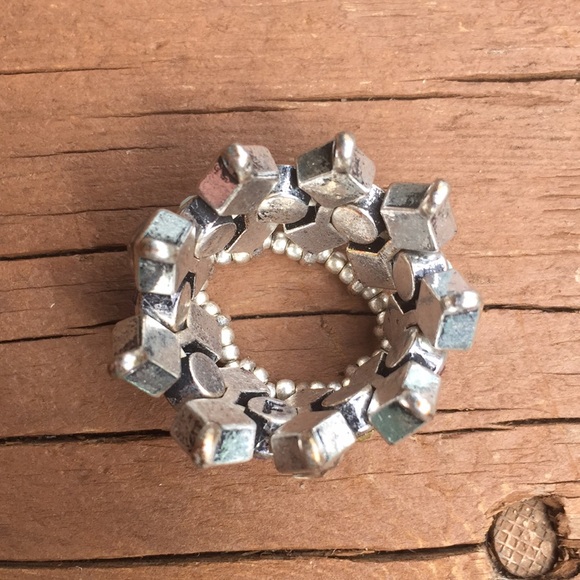 Tiara ring - Picture 5 of 5